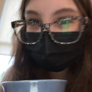 Meet your Posher, Marissa